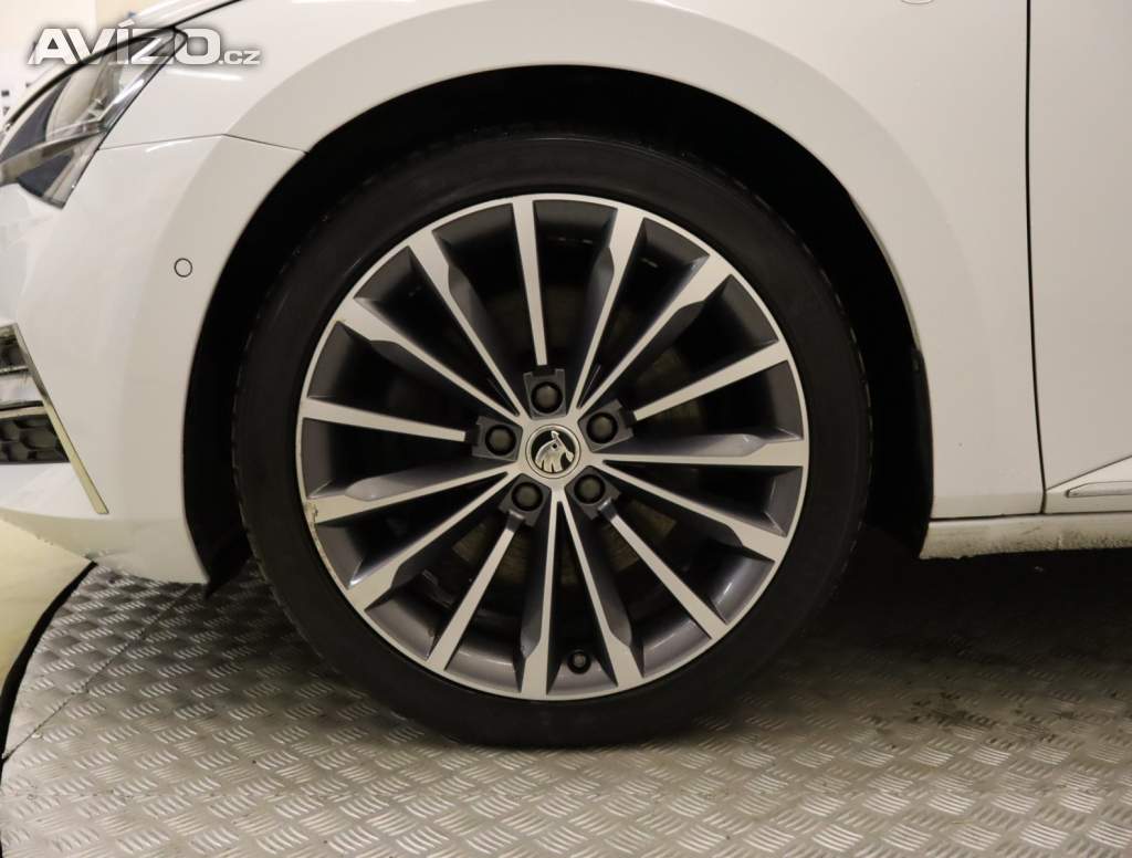 Foto inzerátu Škoda Superb 2.0 TSI