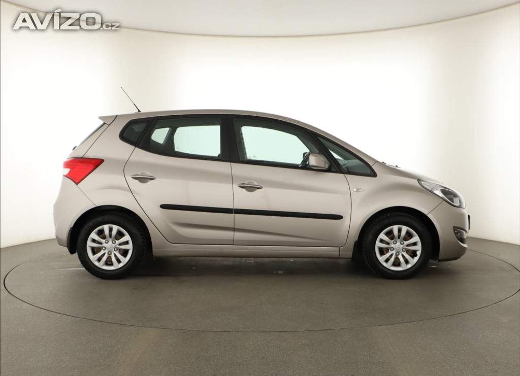 Foto inzerátu Hyundai ix20 1.6 CVVT