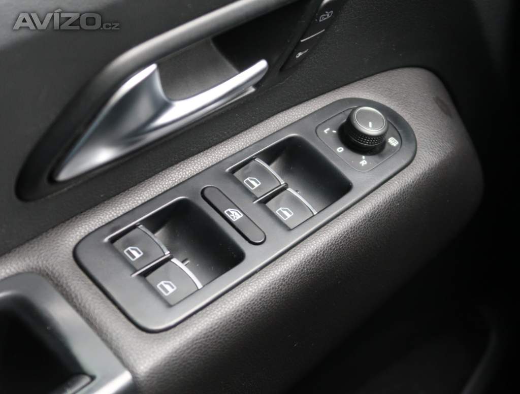 Foto inzerátu Volkswagen Amarok V6 3.0 TDI