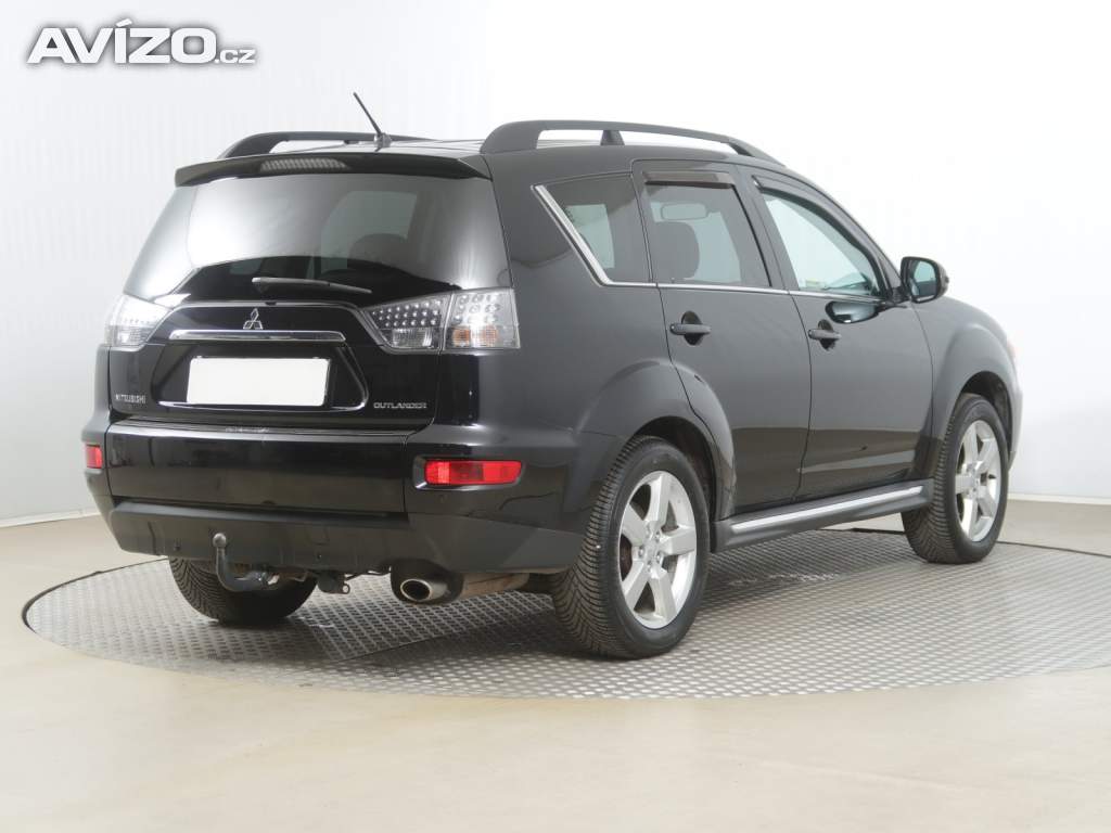 Foto inzerátu Mitsubishi Outlander 2.4 MIVEC