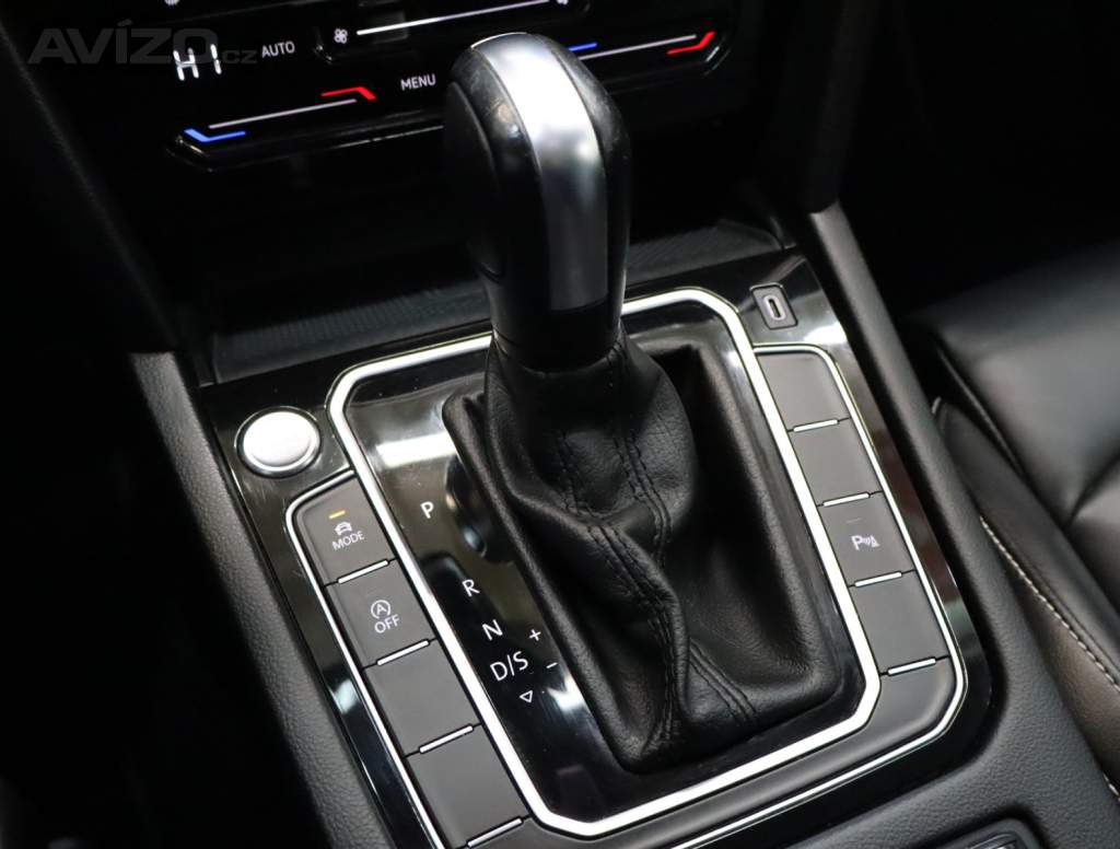 Foto inzerátu Volkswagen Passat 2.0 TDI