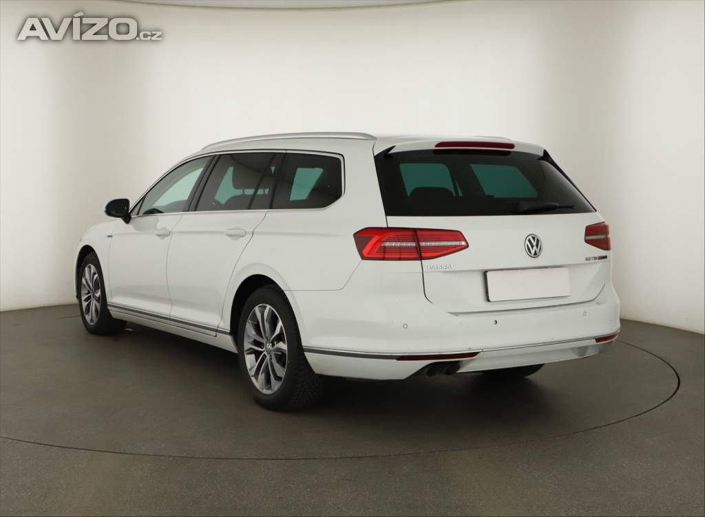 Foto inzerátu Volkswagen Passat 2.0 TDI