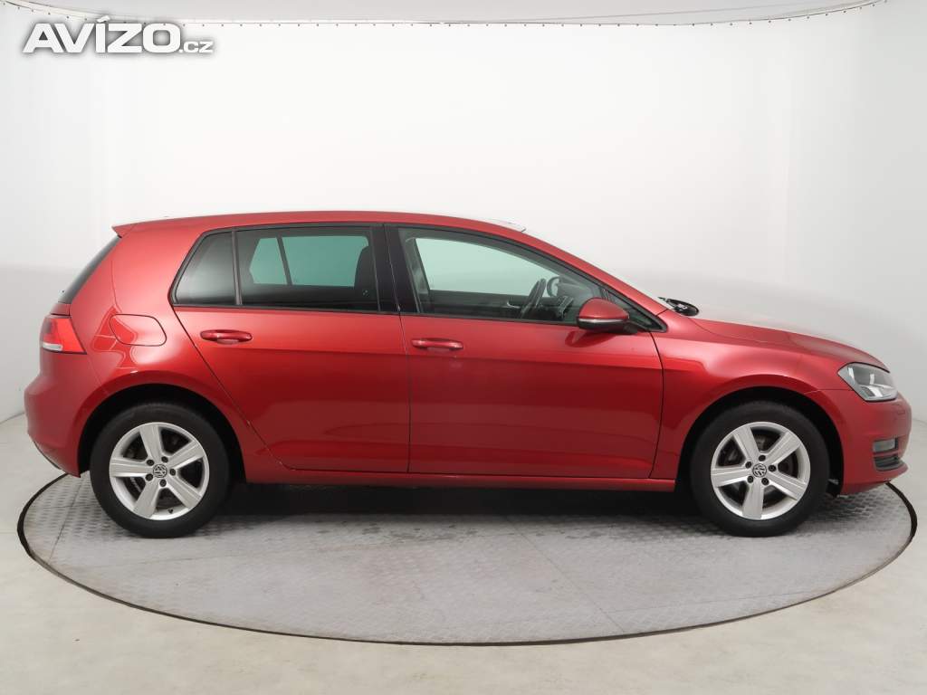 Foto inzerátu Volkswagen Golf 1.2 TSI
