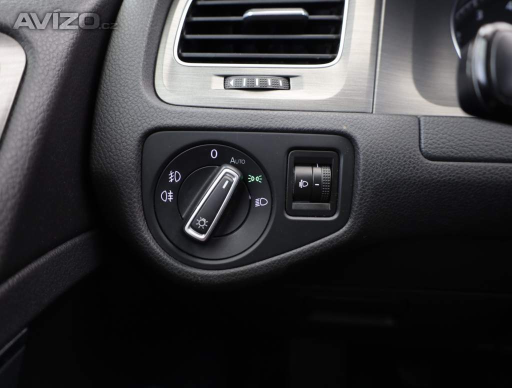 Foto inzerátu Volkswagen Golf 1.2 TSI