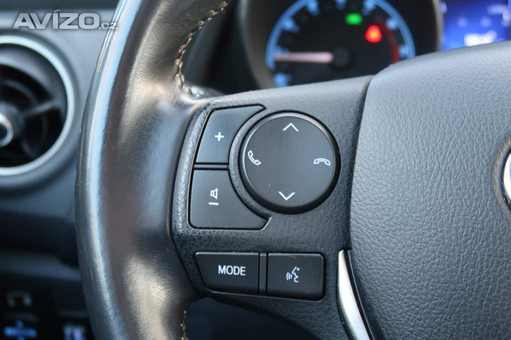 Foto inzerátu Toyota Auris 1.2 Ti