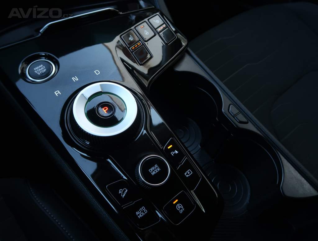 Foto inzerátu Kia Sportage 1.6 T-GDI MHEV