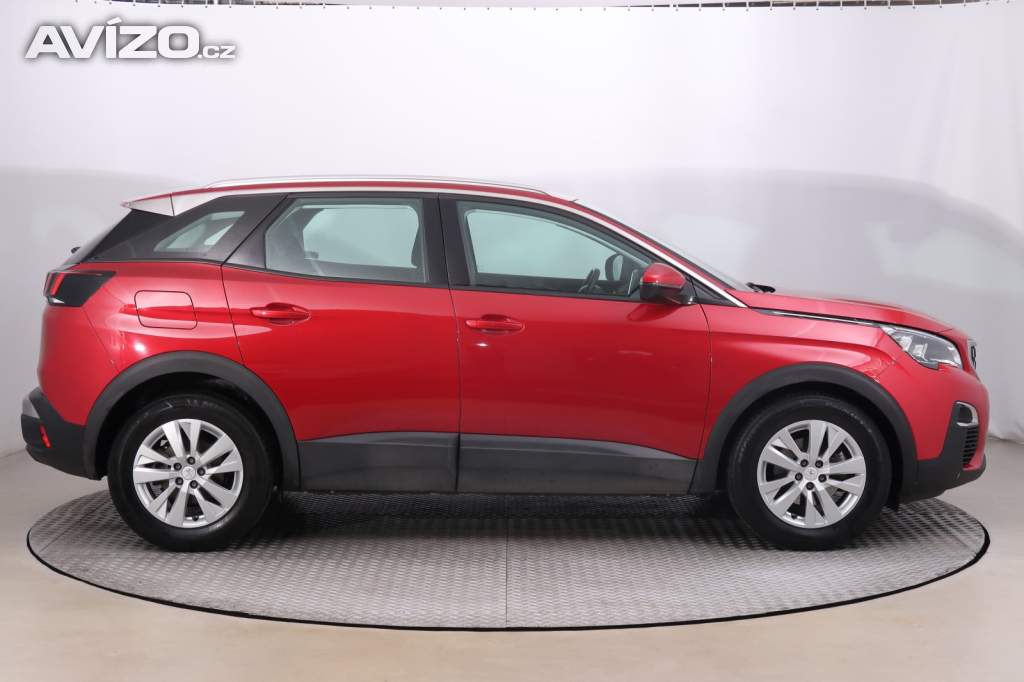 Foto inzerátu Peugeot 3008 1.2 PureTech