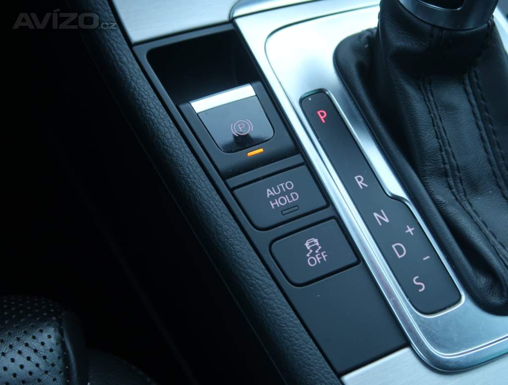 Foto inzerátu Volkswagen Passat CC 2.0 TDI BMT