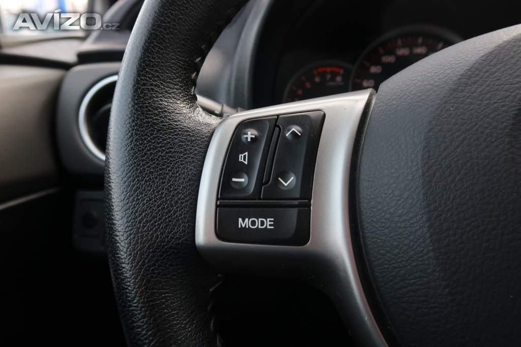 Foto inzerátu Toyota Yaris 1.0 VVT-i