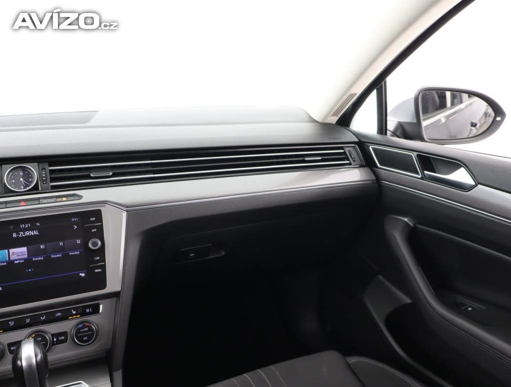 Foto inzerátu Volkswagen Passat 2.0 TDI