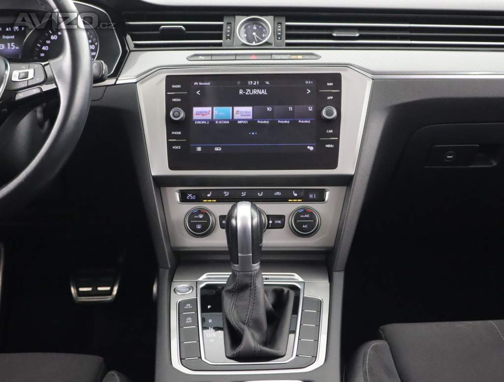 Foto inzerátu Volkswagen Passat 2.0 TDI