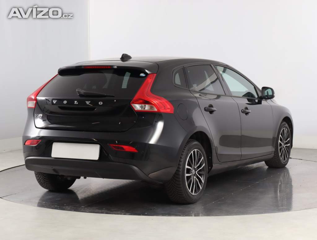 Foto inzerátu Volvo V40 2.0 D2