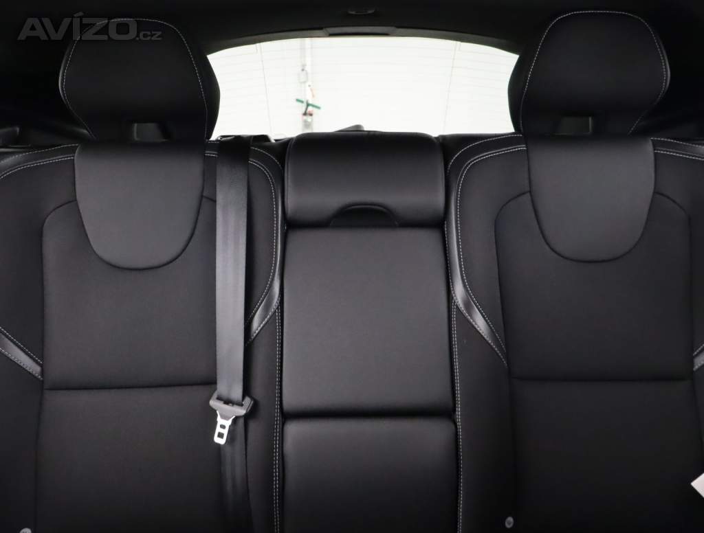 Foto inzerátu Volvo V40 2.0 D2