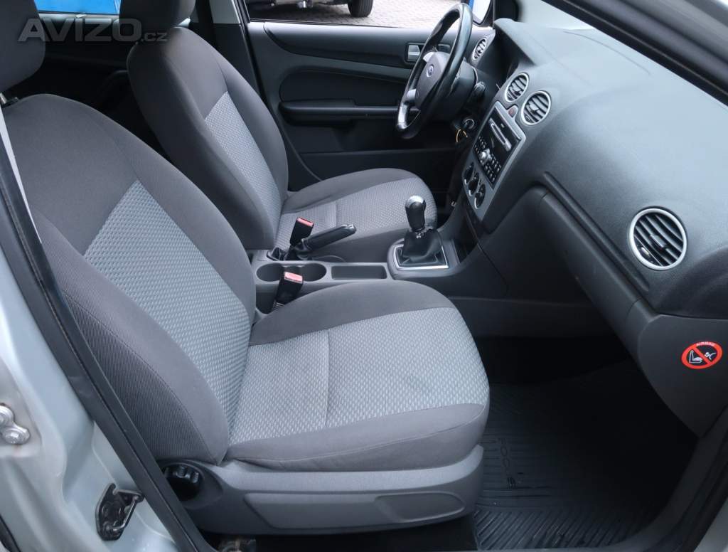 Foto inzerátu Ford Focus 1.6 16V