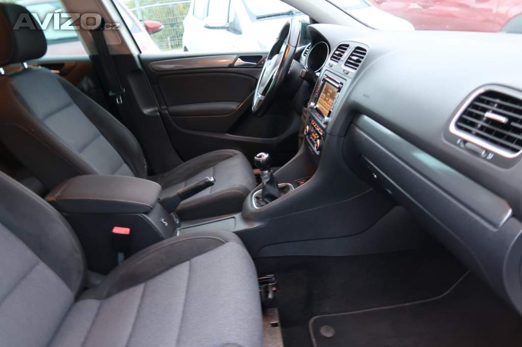 Foto inzerátu Volkswagen Golf 2.0 TDI