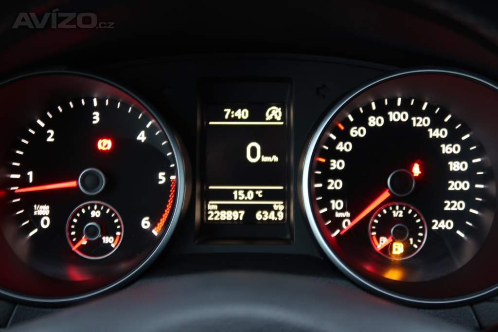 Foto inzerátu Volkswagen Golf 2.0 TDI