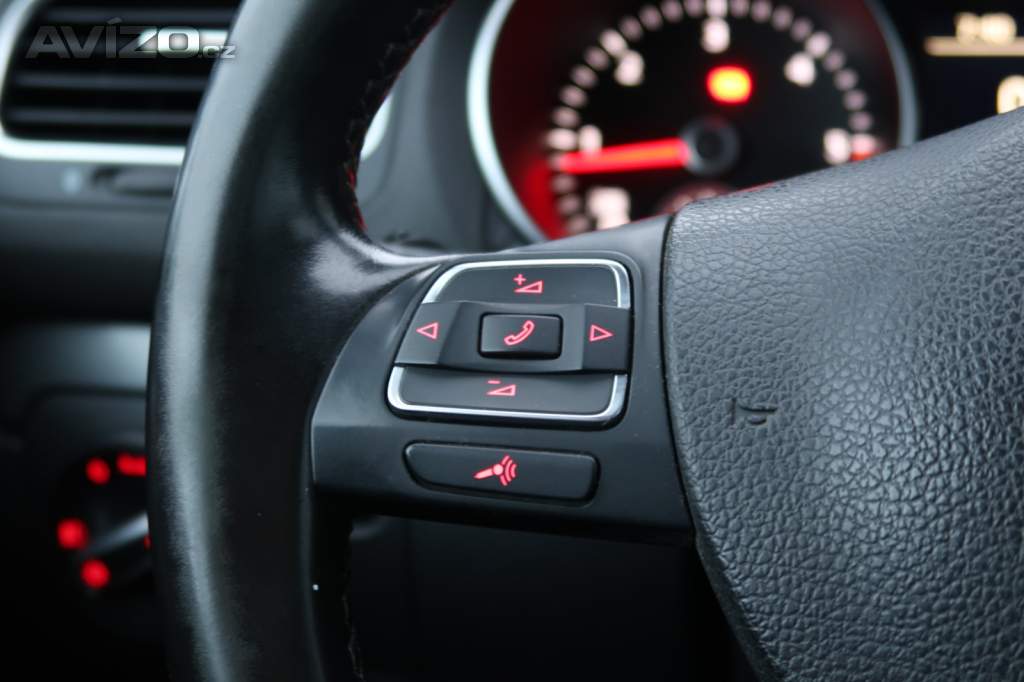 Foto inzerátu Volkswagen Golf 2.0 TDI