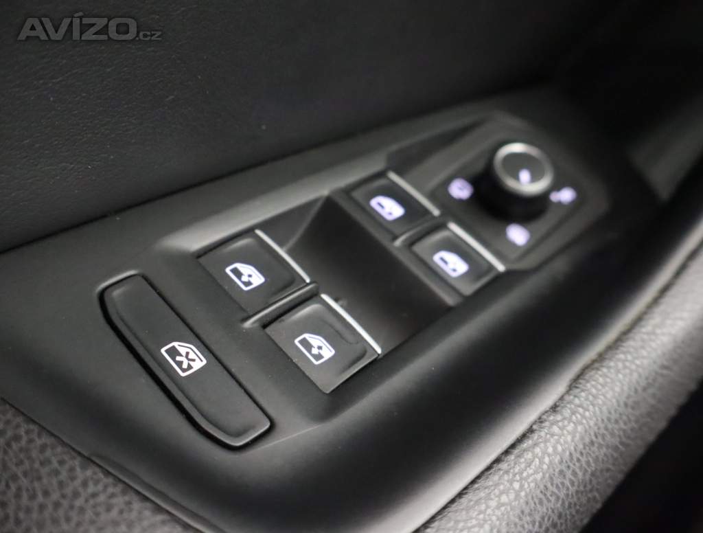 Foto inzerátu Volkswagen Passat 2.0 TDI