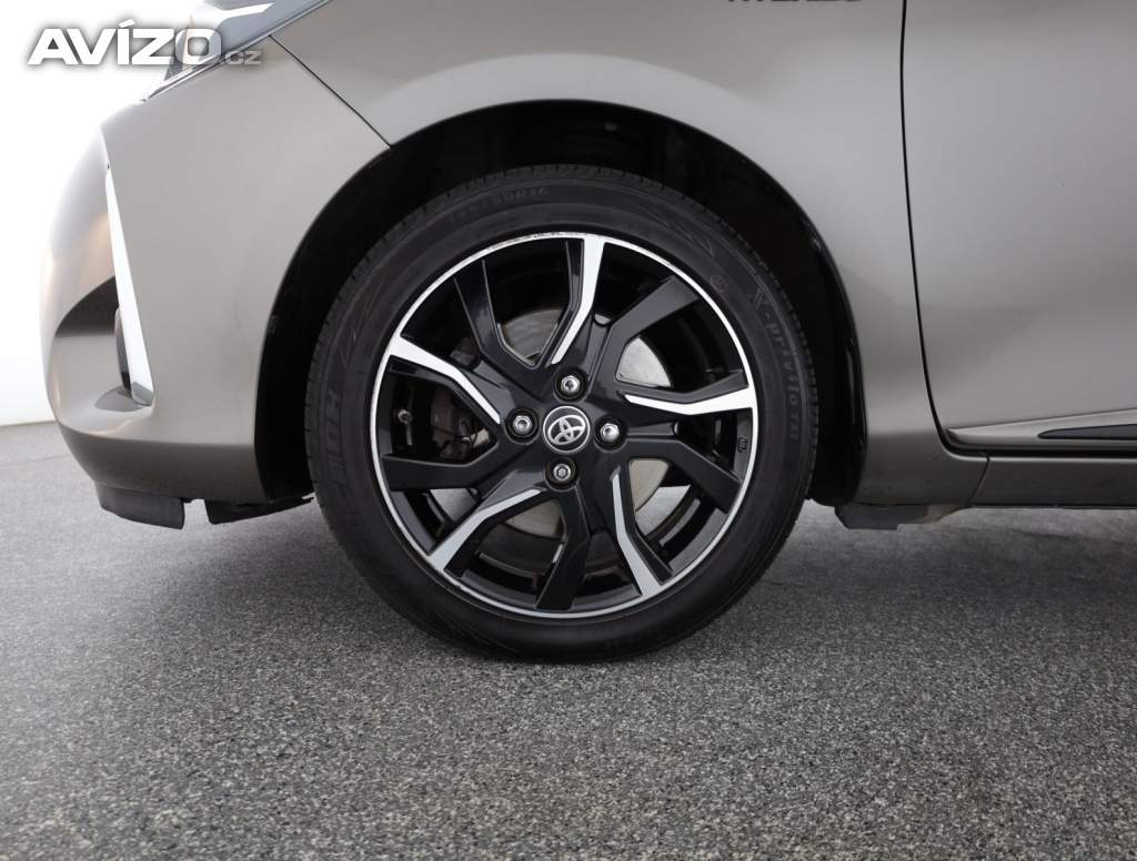 Foto inzerátu Toyota Yaris 1.5 Hybrid