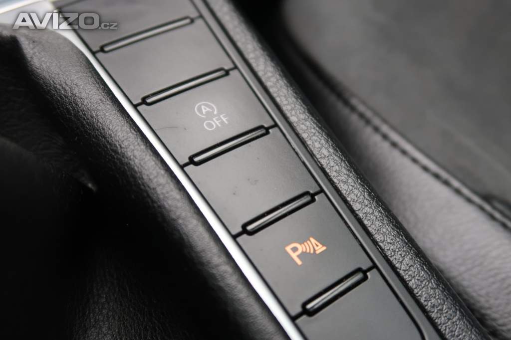 Foto inzerátu Volkswagen Passat 2.0 TDI