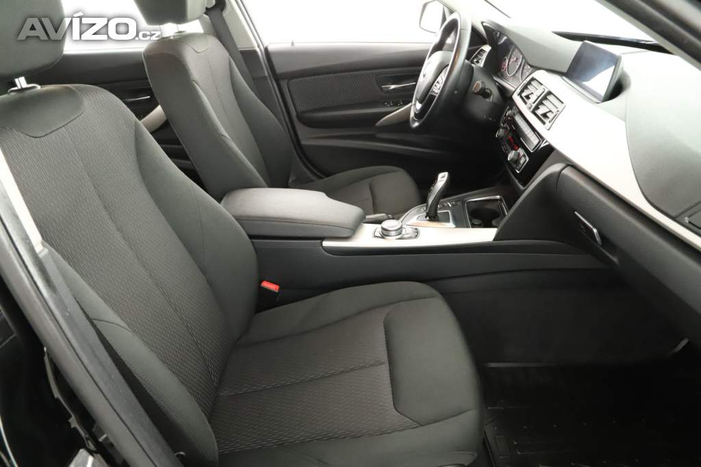 Foto inzerátu BMW Řada 3 318 d