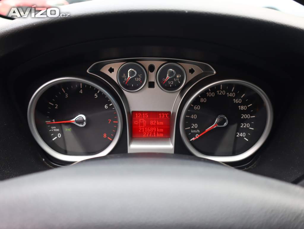 Foto inzerátu Ford Focus 1.6 16V