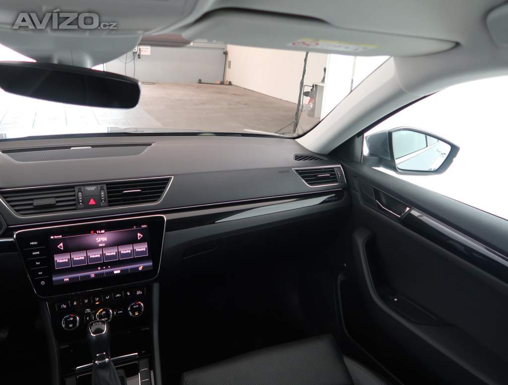 Foto inzerátu Škoda Superb 2.0 TSI