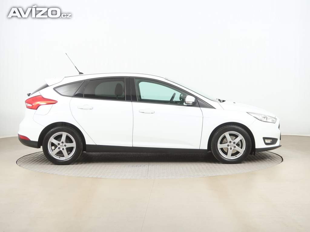 Foto inzerátu Ford Focus 1.6 i