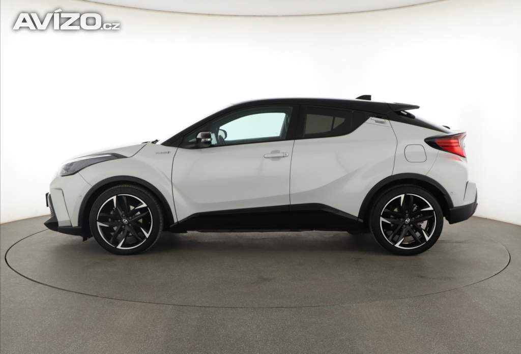 Foto inzerátu Toyota C-HR 1.8 Hybrid