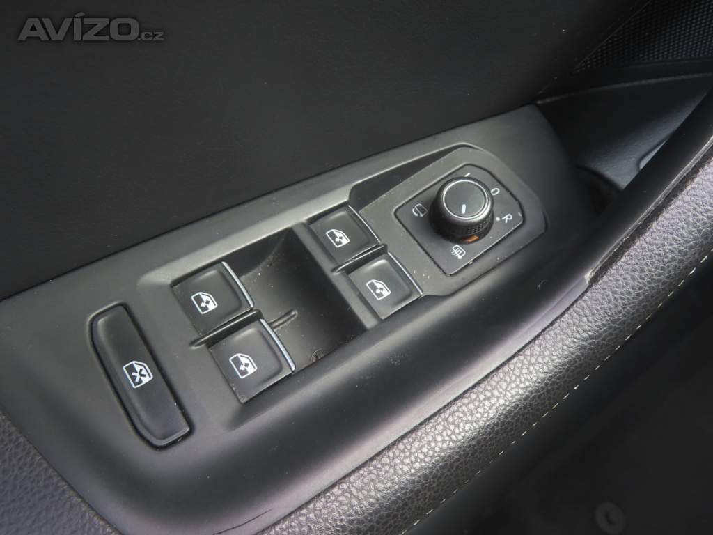 Foto inzerátu Volkswagen Passat 2.0 TDI