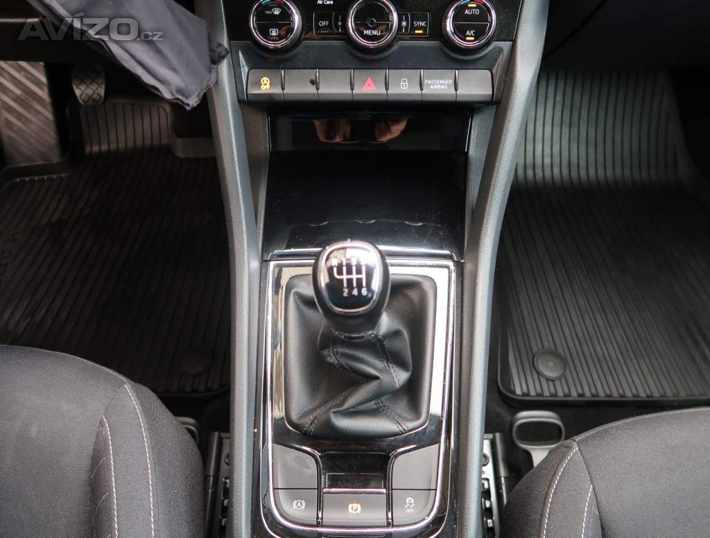 Foto inzerátu Škoda Karoq 1.0 TSI