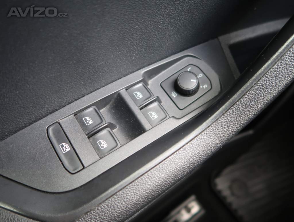 Foto inzerátu Škoda Karoq 1.0 TSI