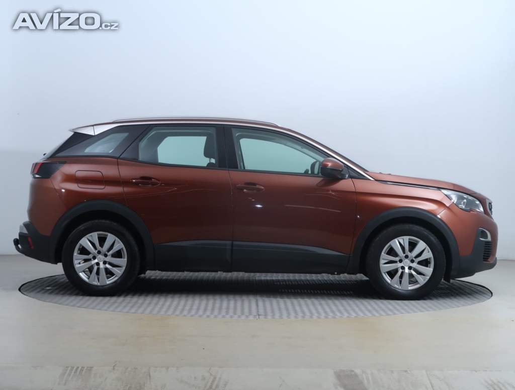 Foto inzerátu Peugeot 3008 1.2 PureTech