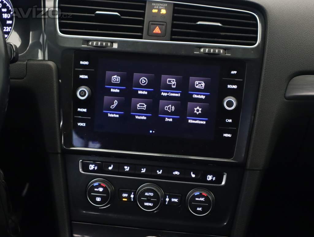 Foto inzerátu Volkswagen Golf 1.5 TSI