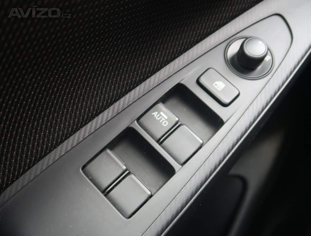 Foto inzerátu Mazda 2 1.5 16V