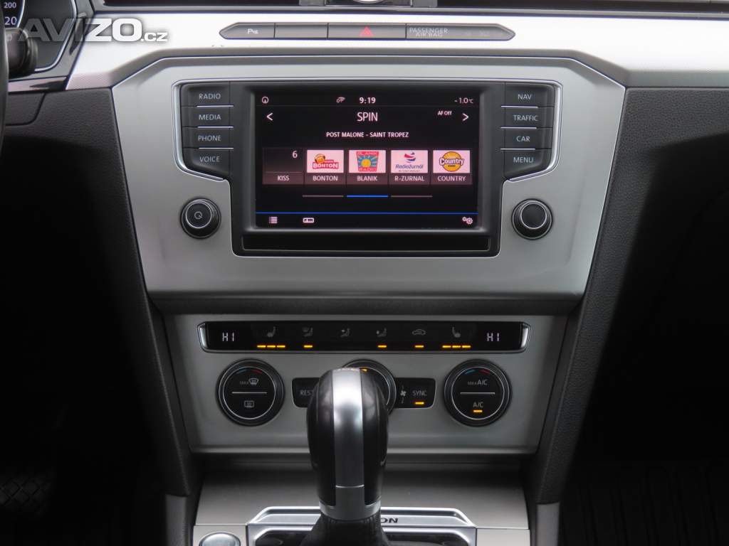 Foto inzerátu Volkswagen Passat 2.0 TDI