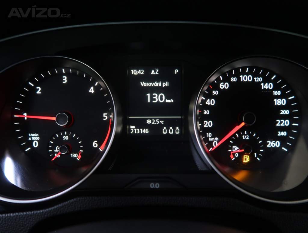 Foto inzerátu Volkswagen Passat 2.0 TDI