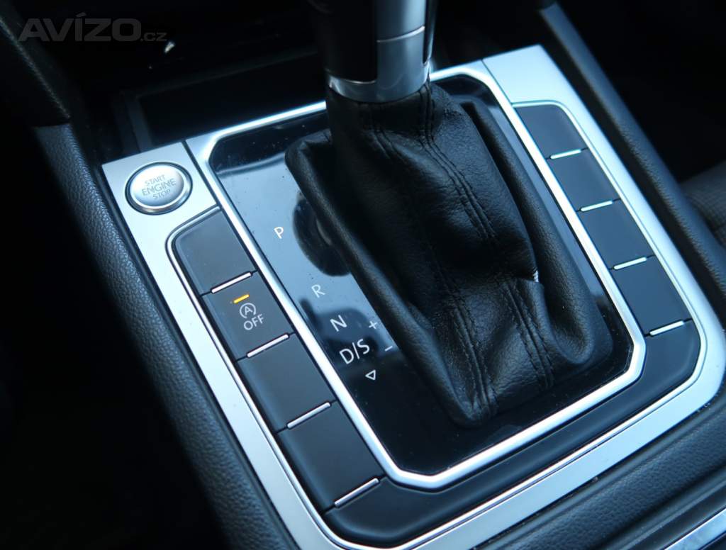 Foto inzerátu Volkswagen Passat 2.0 TDI