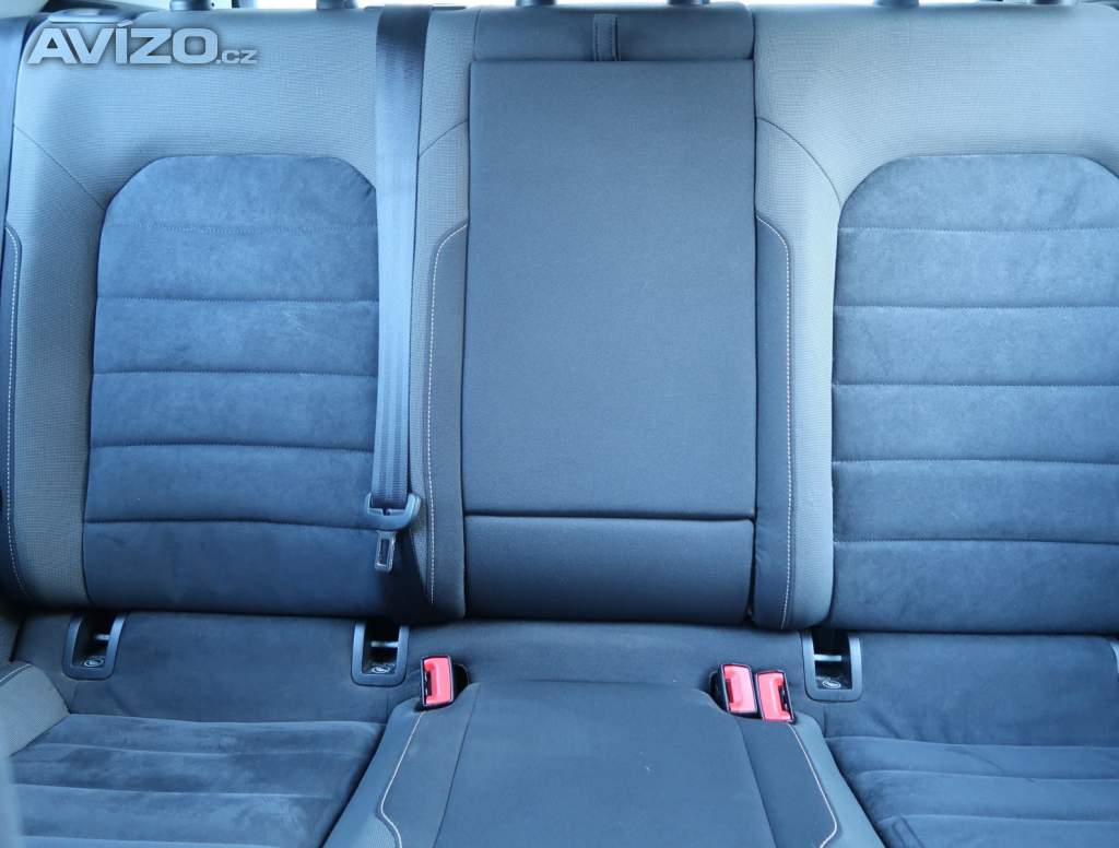 Foto inzerátu Volkswagen Golf 1.4 TSI