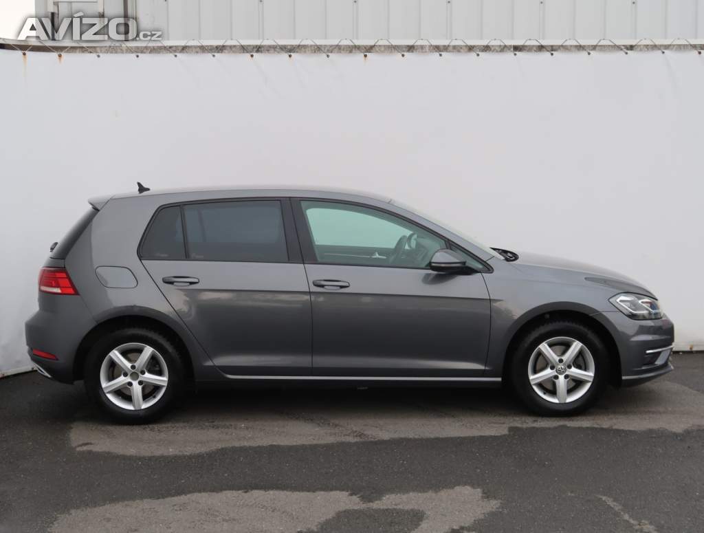 Foto inzerátu Volkswagen Golf 1.5 TSI