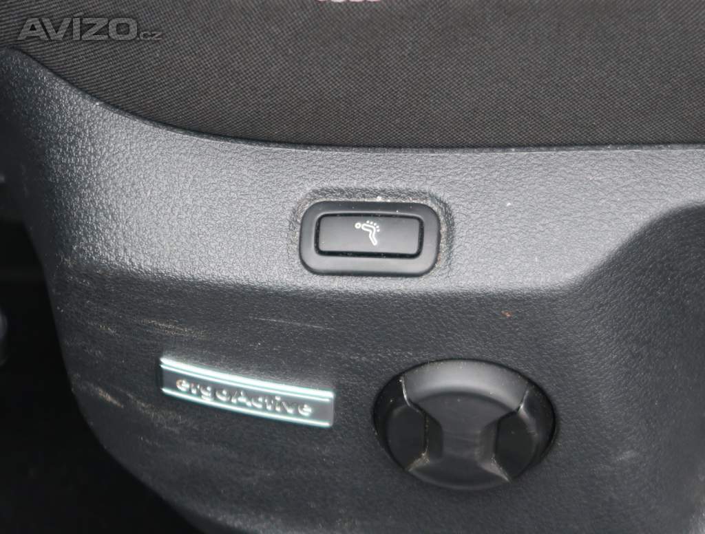 Foto inzerátu Volkswagen Golf 1.5 TSI