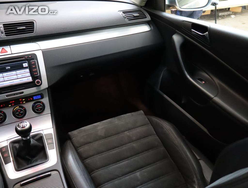 Foto inzerátu Volkswagen Passat 2.0 TDI