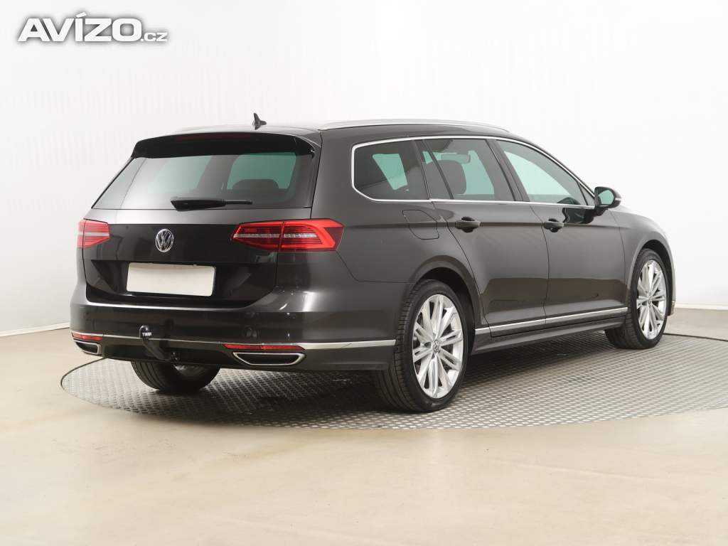 Foto inzerátu Volkswagen Passat 2.0 TDI
