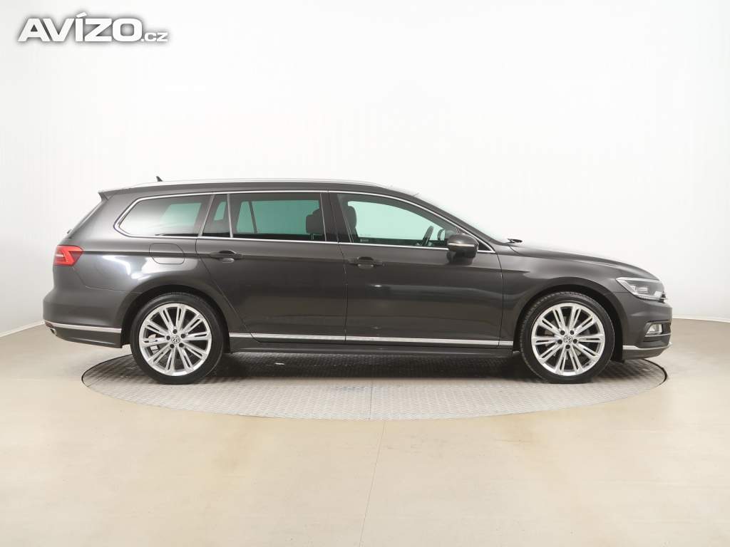 Foto inzerátu Volkswagen Passat 2.0 TDI