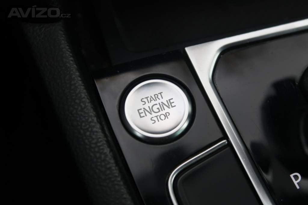 Foto inzerátu Volkswagen Passat 2.0 TDI