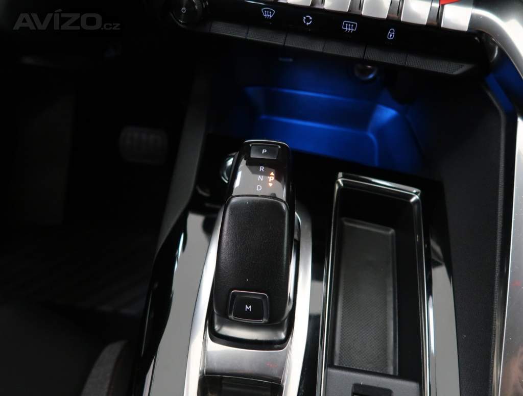 Foto inzerátu Peugeot 3008 1.5 BlueHDi