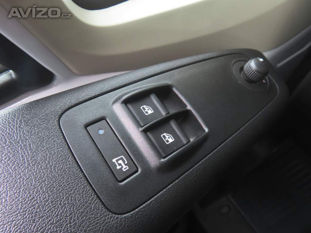 Foto inzerátu Opel Movano 2.2 CDTi