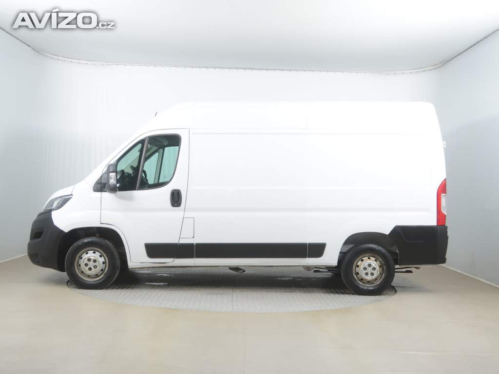 Foto inzerátu Peugeot Boxer 2.2 BlueHDi