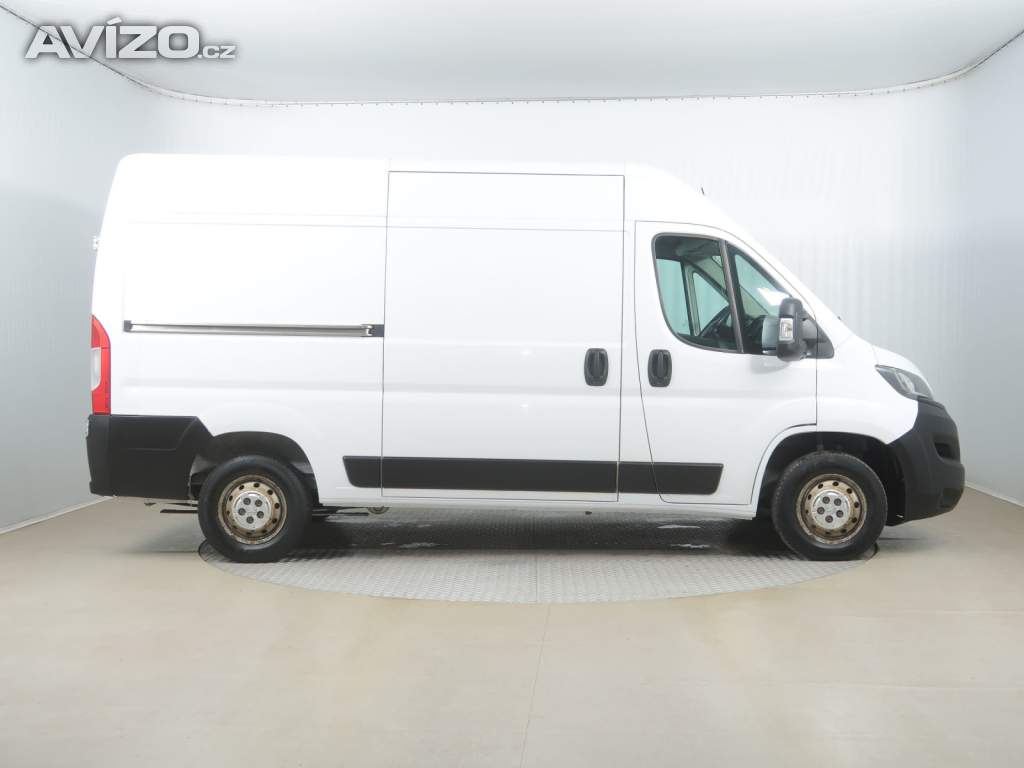 Foto inzerátu Peugeot Boxer 2.2 BlueHDi