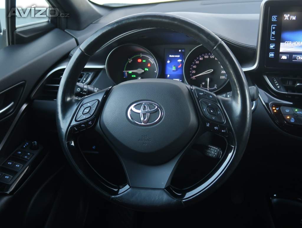 Foto inzerátu Toyota C-HR 1.8 Hybrid